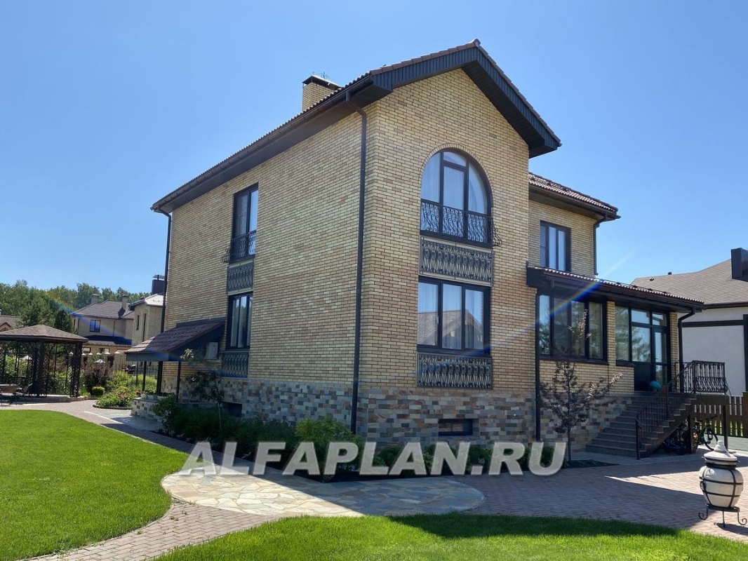 Коттедж с большим гаражом и цокольным этажом по проекту 137ВС "Феникс Плюс" - фото №5