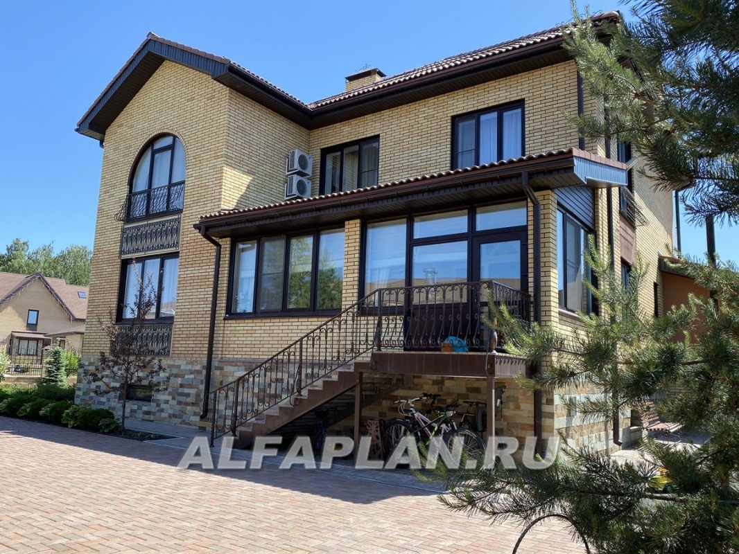 Коттедж с большим гаражом и цокольным этажом по проекту 137ВС "Феникс Плюс" - фото №6